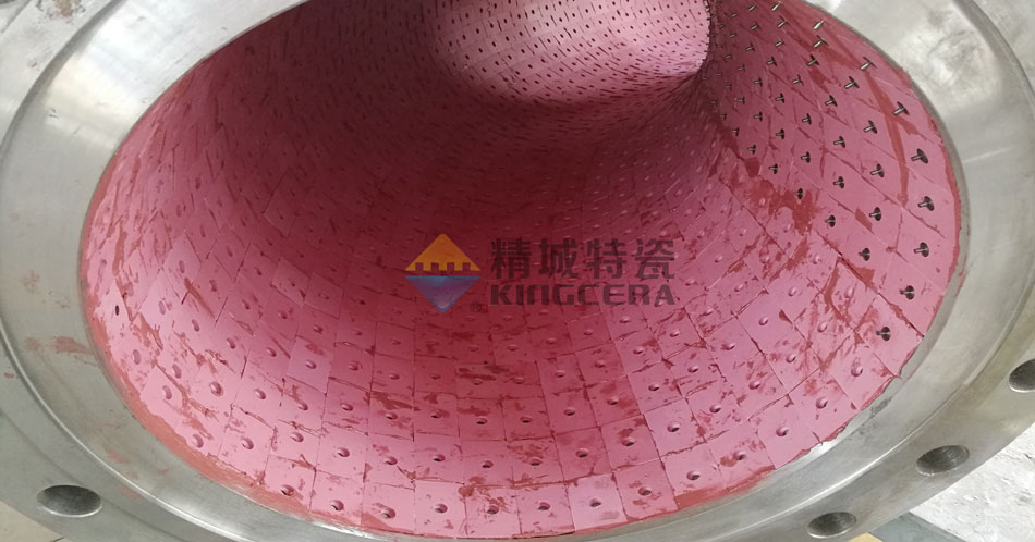 內襯耐磨陶瓷管道的陶瓷片容易脫落嗎？