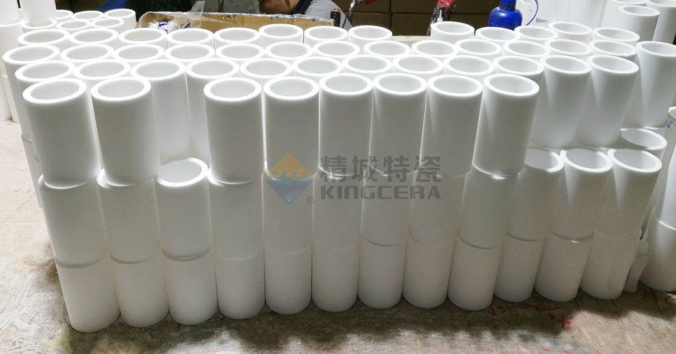 整體成型耐磨陶瓷管如何安裝陶瓷環(huán)？